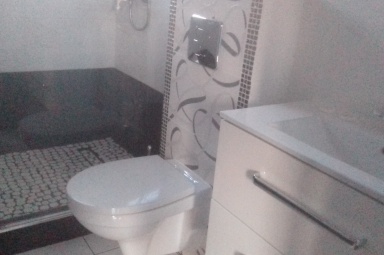 MIRELLA - pok&oacute;j nr 10 z aneksem kuchennym (2 osobowy)