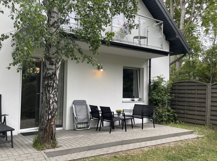 Dom pod Brzozą Taras apartamentu na parterze?v=1.0