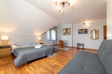 Pok&oacute;j nr 12 A