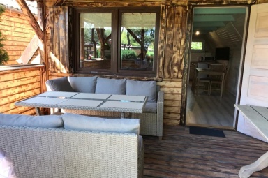 DOMEK Z DUŻYM TARASEM