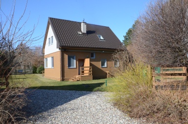 wejscie do pokoj&oacute;w studio