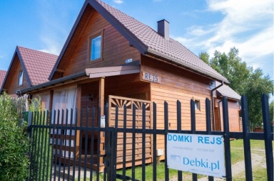 Zdjęcia Domk&oacute;w z Zewnątrz