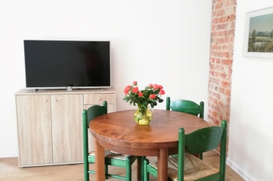 Pok&oacute;j dzienny apartamentu 2