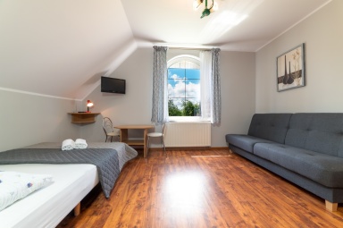 Pok&oacute;j nr 12 B