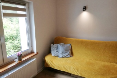 Pok&oacute;j dzienny apartamentu 1