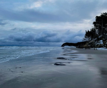 Zimowe Dębki &ndash; plaża bez tłum&oacute;w
